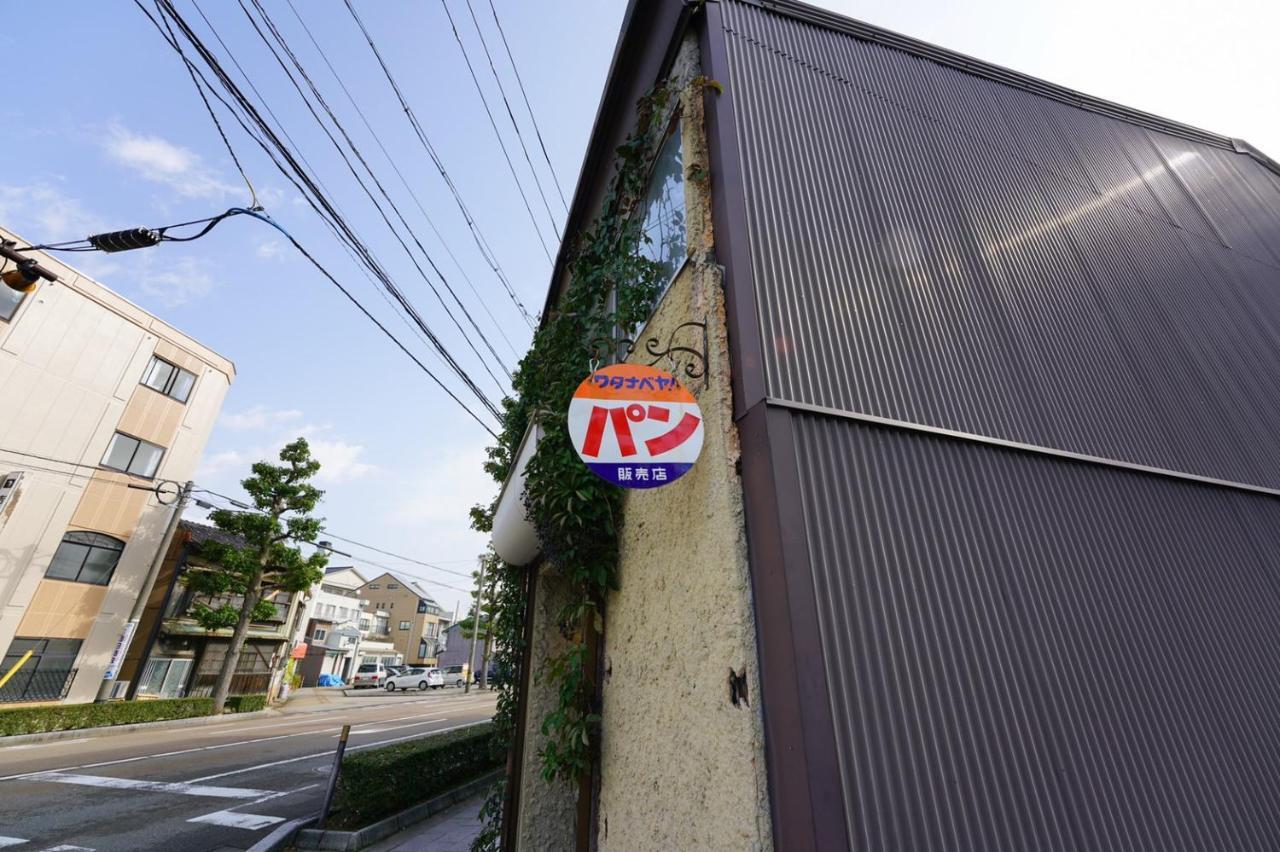 ゲストハウスKadoyasu 金沢市 エクステリア 写真